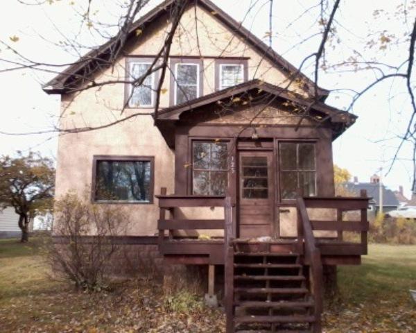 325 1st Ave, Two Harbors, MN 55616 
