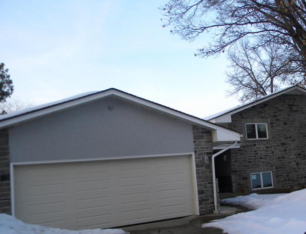 8690 Lake Jane Tr N, Lake Elmo, MN 55042 