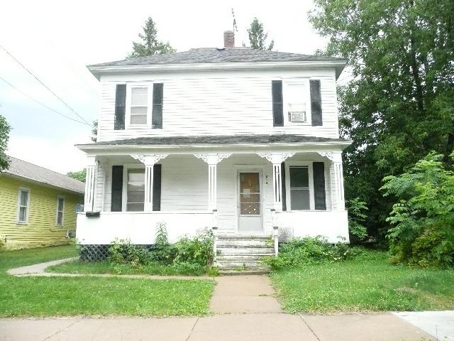 213 Main St W, Waterville, MN 56096 