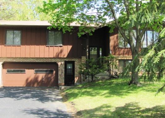 7700 Drew Ave N, Brooklyn Park, MN 55443 