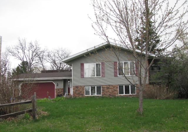 340 6th St Nw, Milaca, MN 56353 