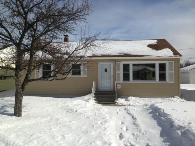 1117 12th St S, Virginia, MN 55792 