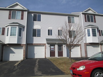 7768 Village St, Chanhassen, MN 55317 