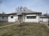 238w Poplar, South Saint Paul, MN 55075 