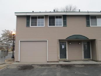 3265 Hill Ridge Dr, Eagan, MN 55121 