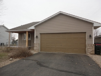 4863 Stoneridge Dr, Monticello, MN 55362 