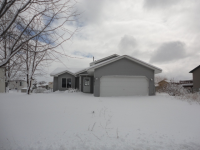 25811 11th St W, Zimmerman, MN 55398 