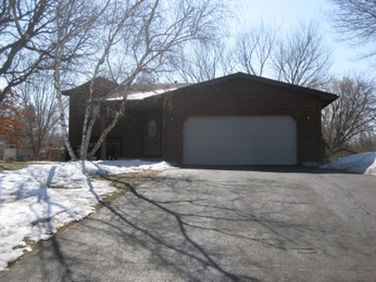 132 116th Ave NE, Blaine, MN 55434 