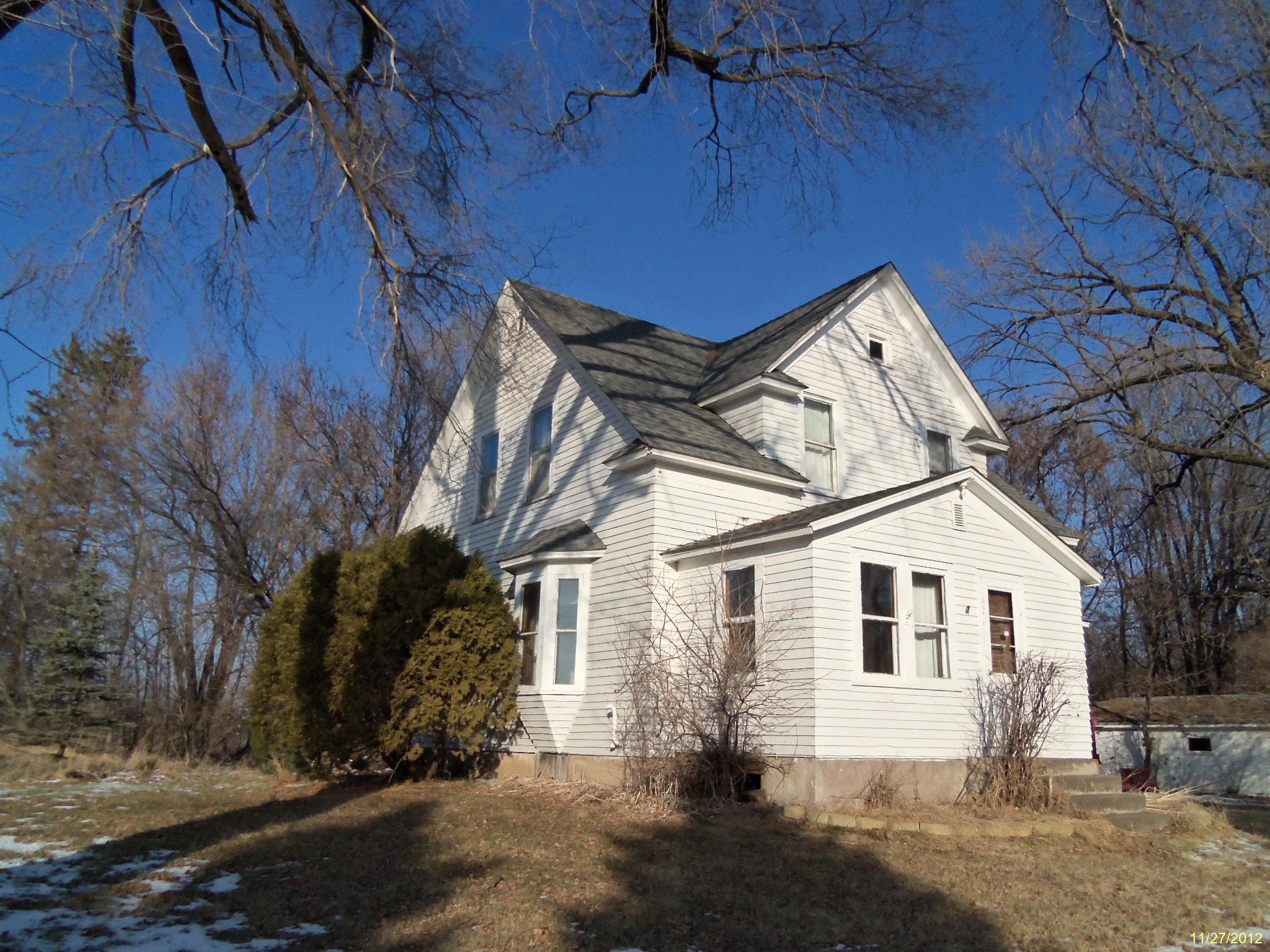 8208 125th Ave, Milaca, MN 56353 