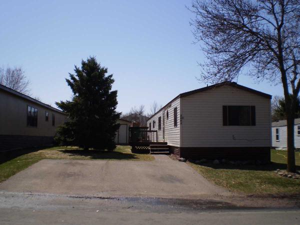 2692 Alissa Lane, Maplewood, MN 55119 