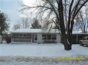 1707 3rd St, Saint Peter, MN 56082 