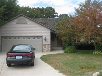 829 Bluff View Cir, Jordan, MN 55352 