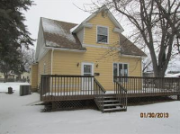 642 E 1st Avenue, Cambridge, MN 55008 