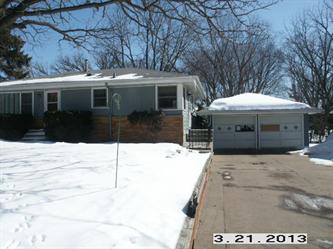 7561 Van Buren St, Fridley, MN 55432 