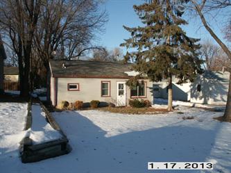 561 Lafayette St Ne, Fridley, MN 55432 