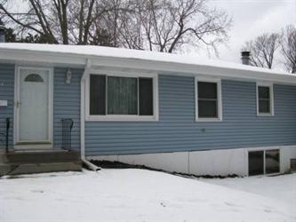 1917 Hillsboro Avenue N, Golden Valley, MN 55427 