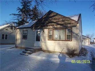 1379 Jefferson St Se, Hutchinson, MN 55350 