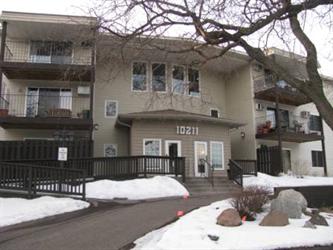 10211 Cedar Lake Rd #306, Minnetonka, MN 55305 