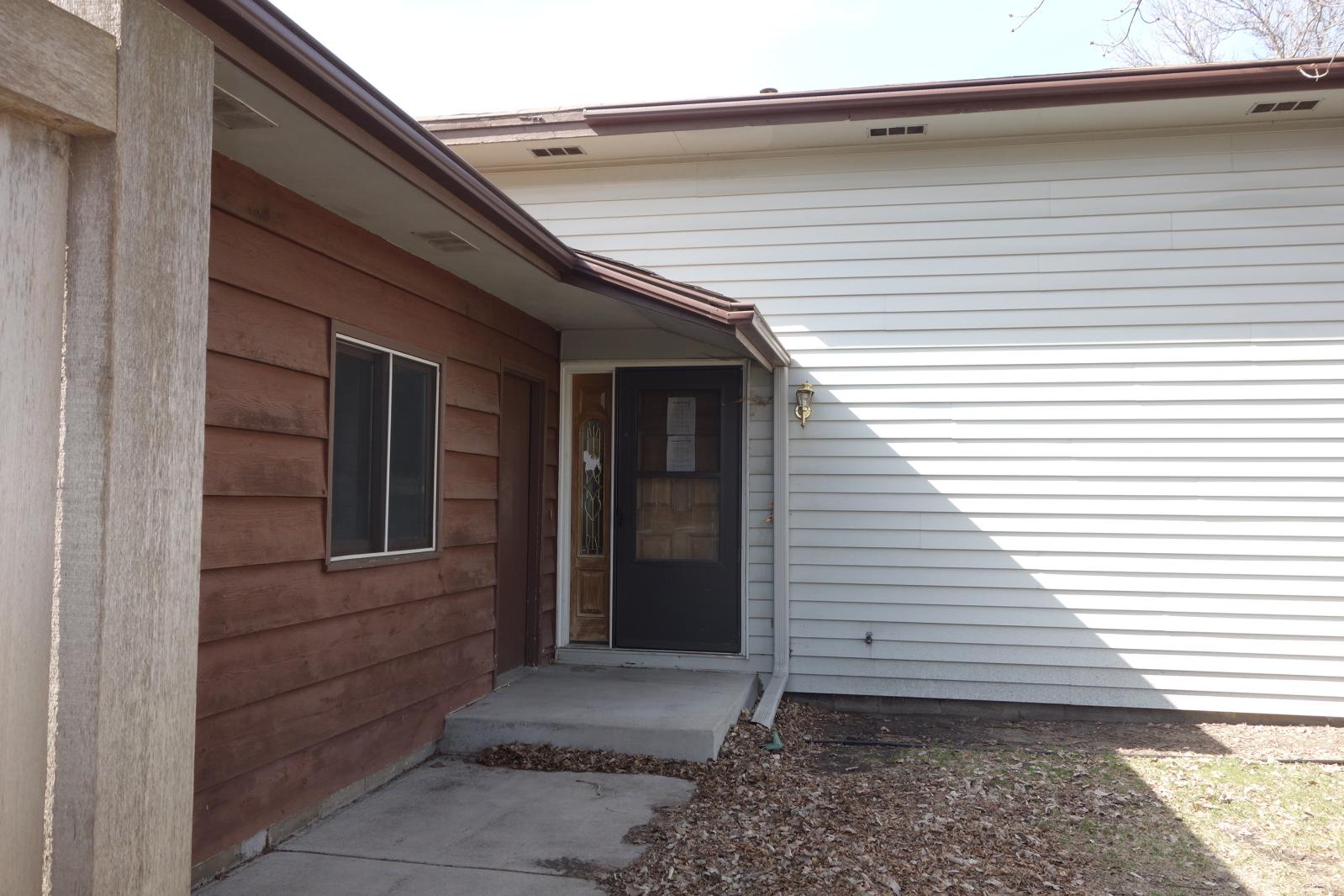 3100 80th Ave N, Brooklyn Park, MN 55443 