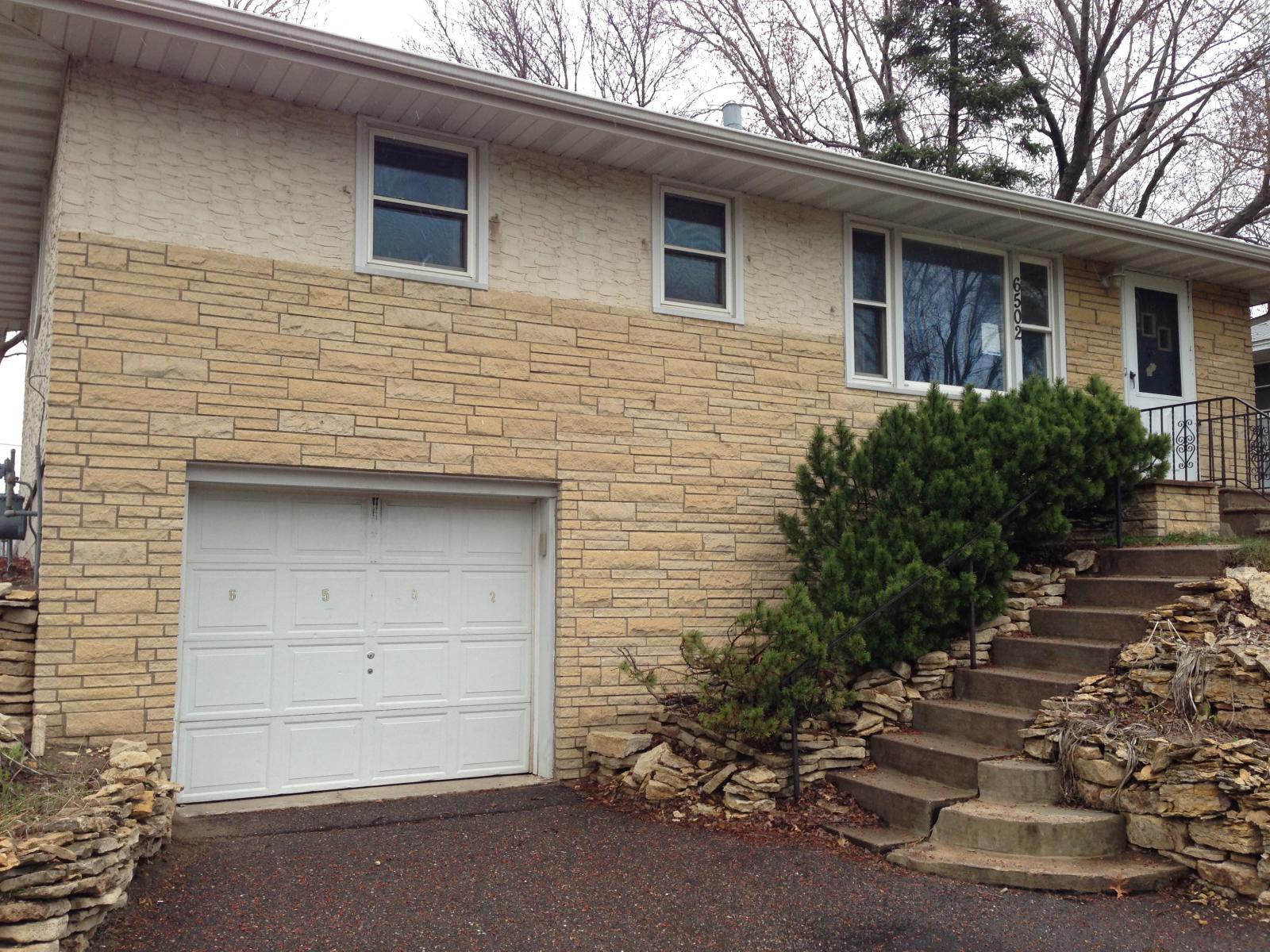 6502 7th Street N, Oakdale, MN 55128 