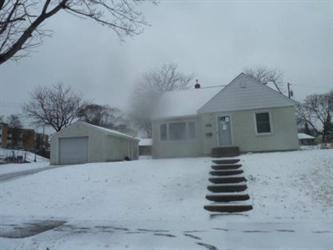 264 Point Douglas Rd N, St Paul, MN 55106 