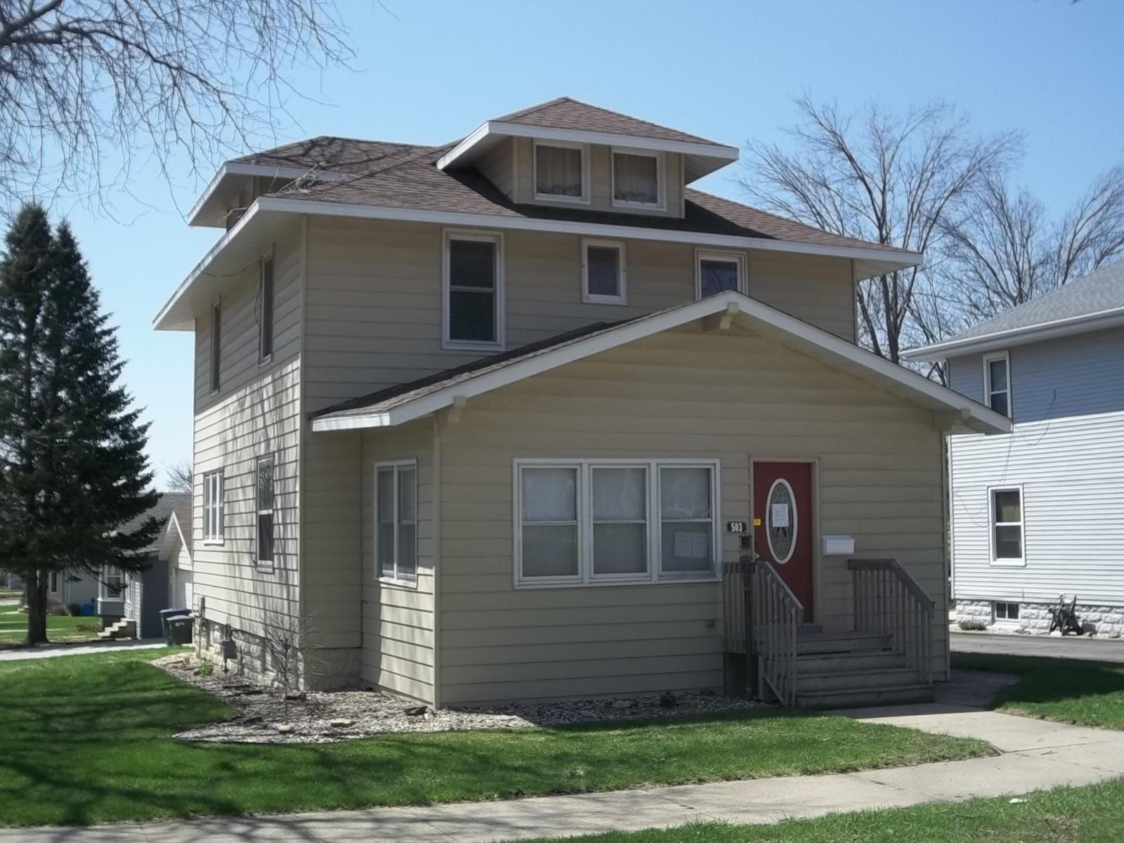 503 W Main St, Luverne, MN 56156 