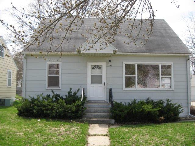 1712 1st Avenue NE, Austin, MN 55912 