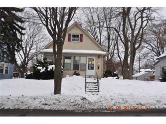 936 Dodd Road, West St Paul, MN 55118 