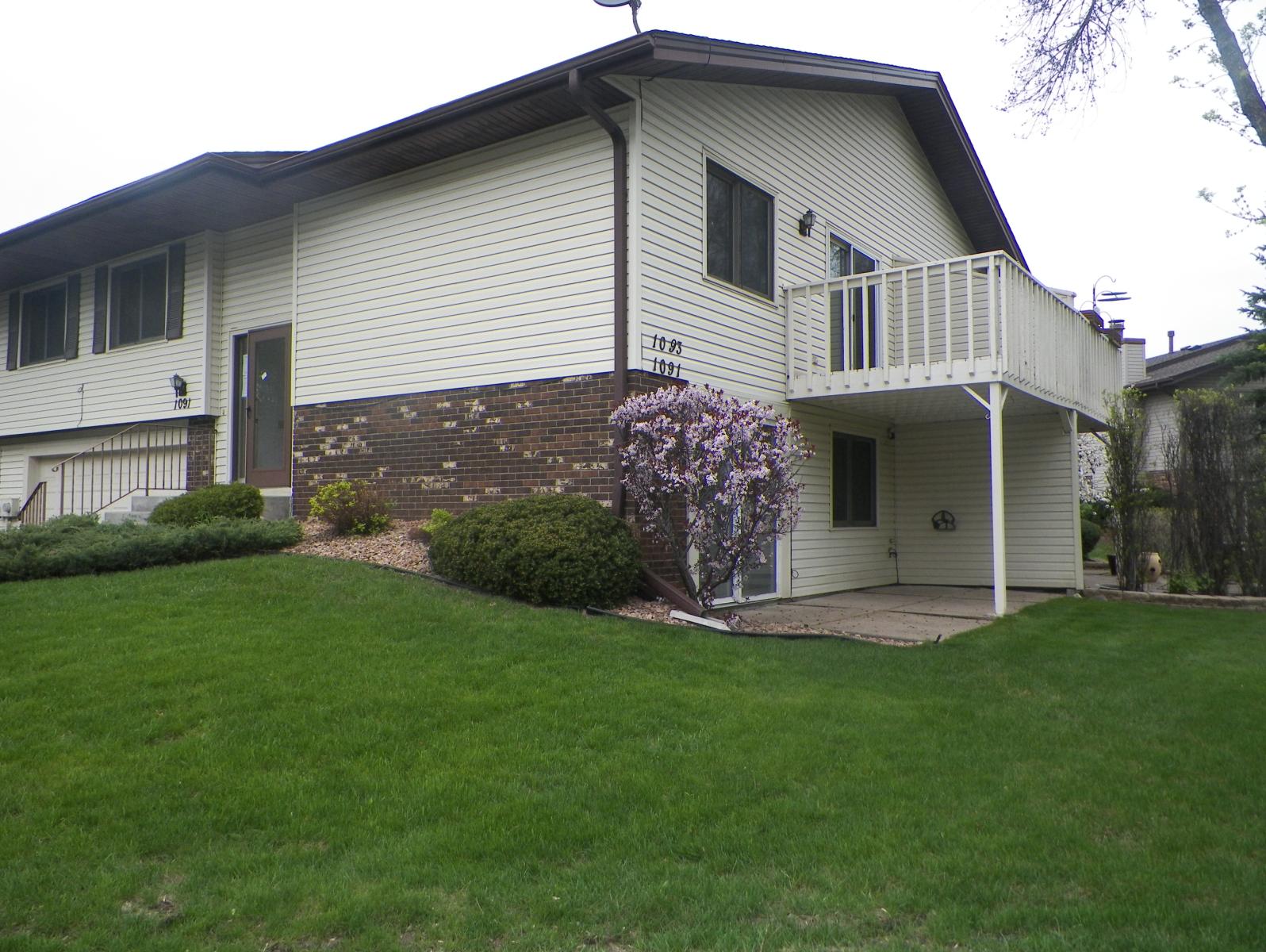 1091 Churchill Pl, Shoreview, MN 55126 