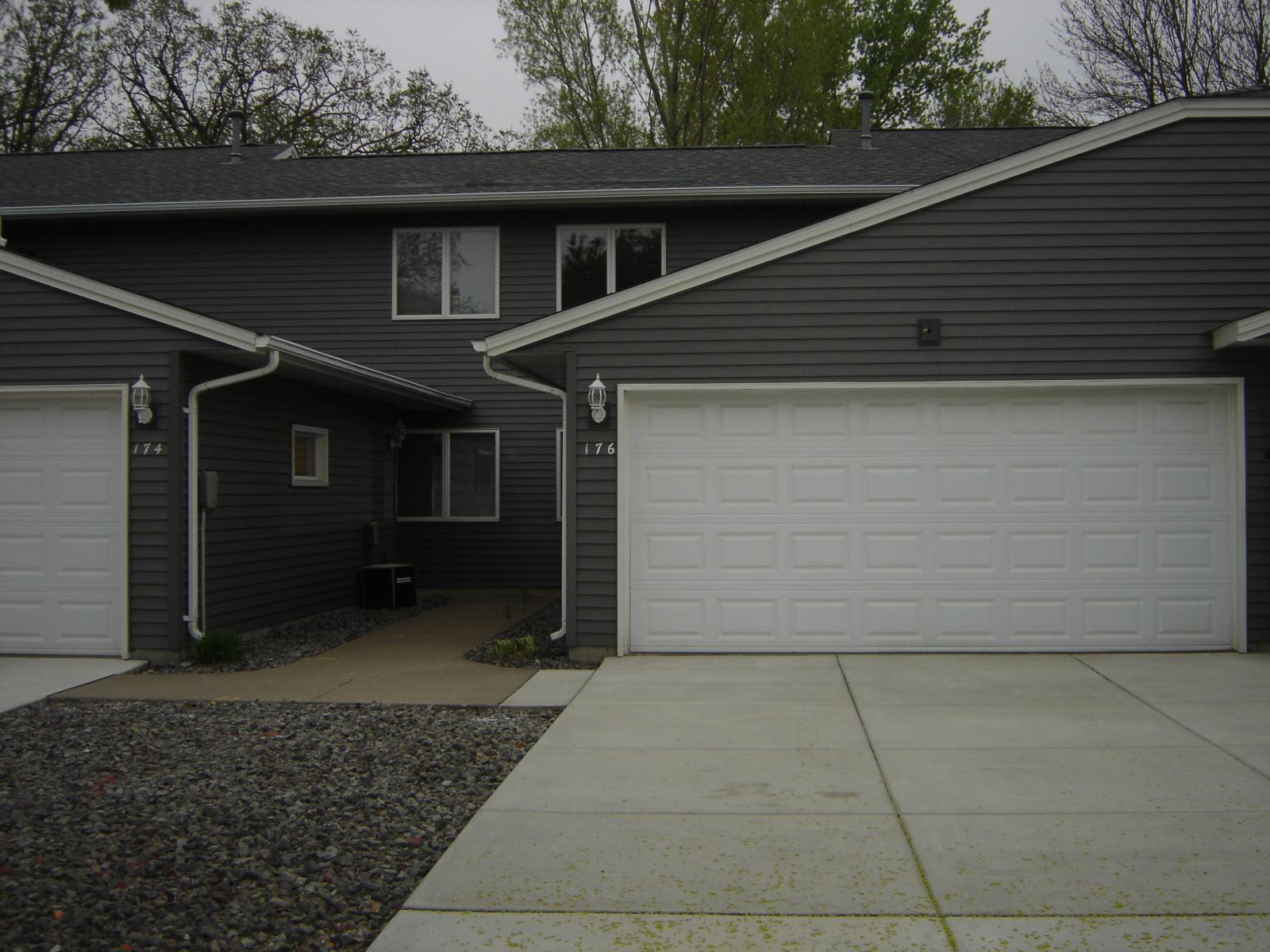 176 Jerry Liefert D, Monticello, MN 55362 