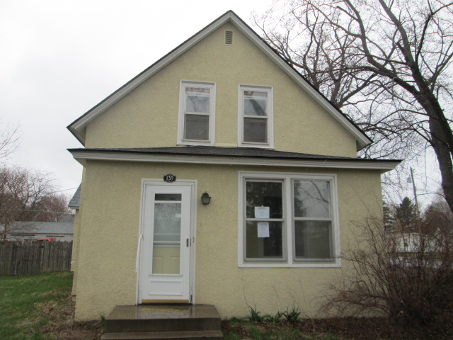 139 Emerson St N, Cambridge, MN 55008 