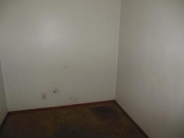 1012 Eastview Cir, Shakopee, MN 55379 