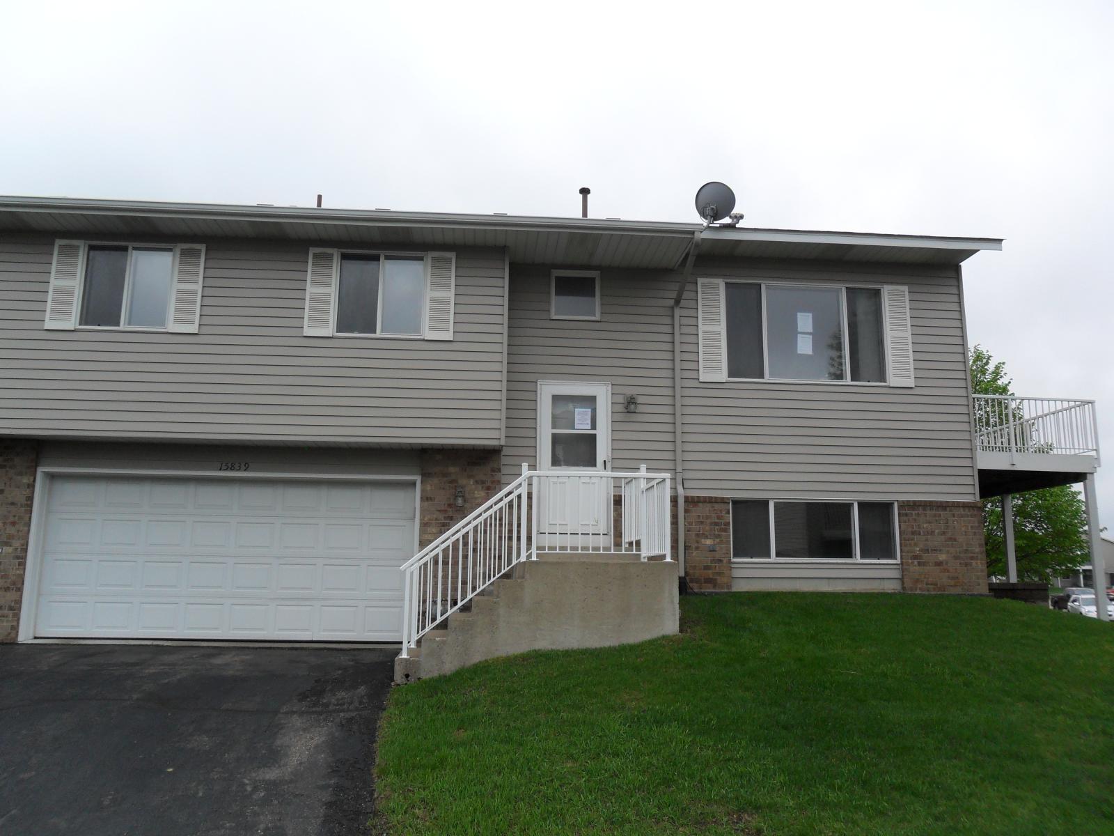 15839 Gooseberry Wa, Apple Valley, MN 55124 