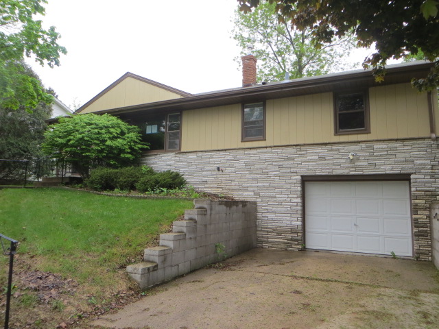 1232 9th Avenue Sou, Saint Paul, MN 55075 