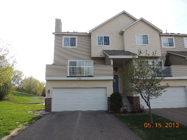 350 Brickyard Drive, Chaska, MN 55318 