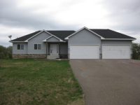 23647 London Ct NE, East Bethel, MN 55005 