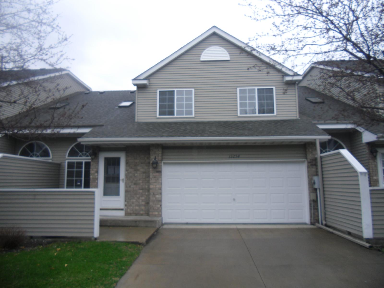 13254 Aberdeen St N, Blaine, MN 55449 