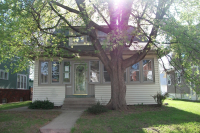 1242 Earl Street, Saint Paul, MN 55106 