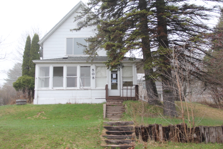 505 South 93rd Ave, Duluth, MN 55808 