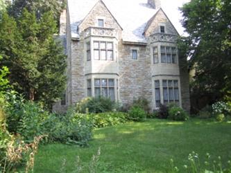 489 Grand Hill, Saint Paul, MN 55102 