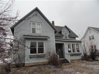 230 3rd Street, Wabasha, MN 55981 