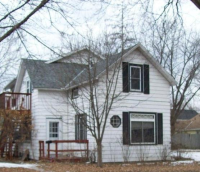 215 2nd Ave Ne, Saint Cloud, MN 56304 