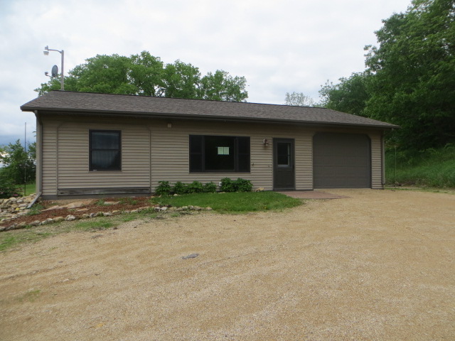 32665 296th Street, Red Wing, MN 55066 