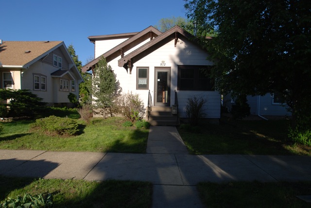 872 20th Ave SE, Minneapolis, MN 55414 