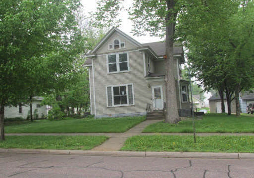 620 Main St, Good Thunder, MN 56037 