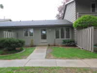 223 Windsor Ln, Saint Paul, MN 55112 