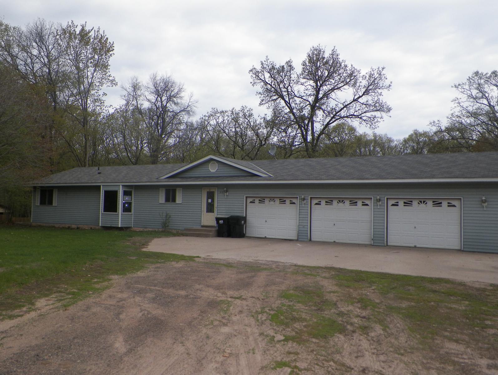 219 276th Ave NW, Isanti, MN 55040 