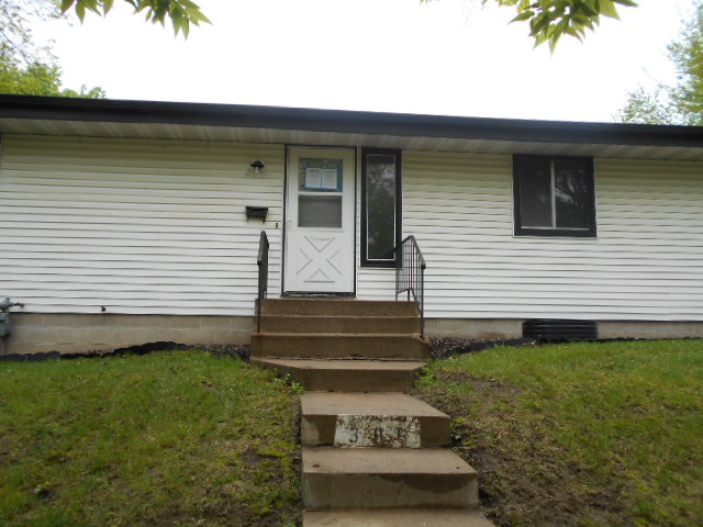 386 Winifred Street, Saint Paul, MN 55107 