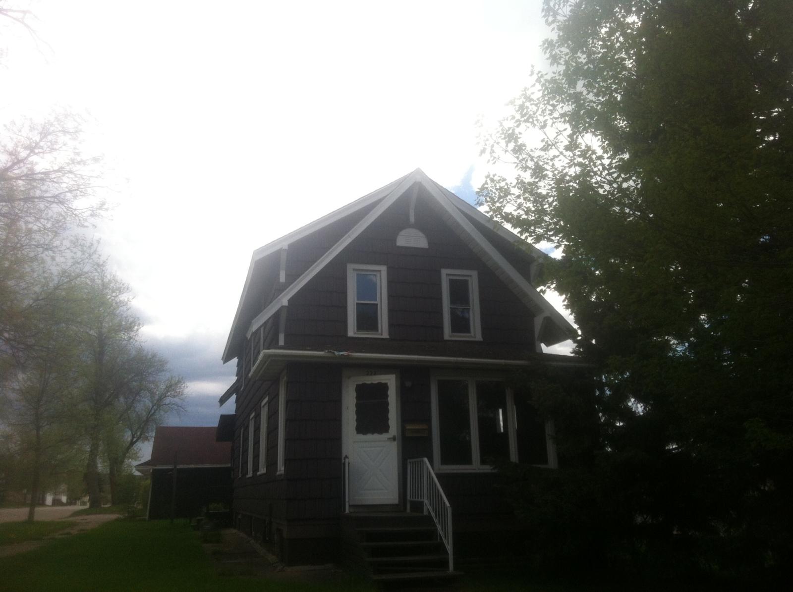 222 Garfield St, Eveleth, MN 55734 