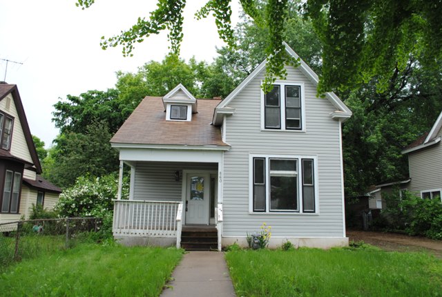 860 Desoto Street, Saint Paul, MN 55101 